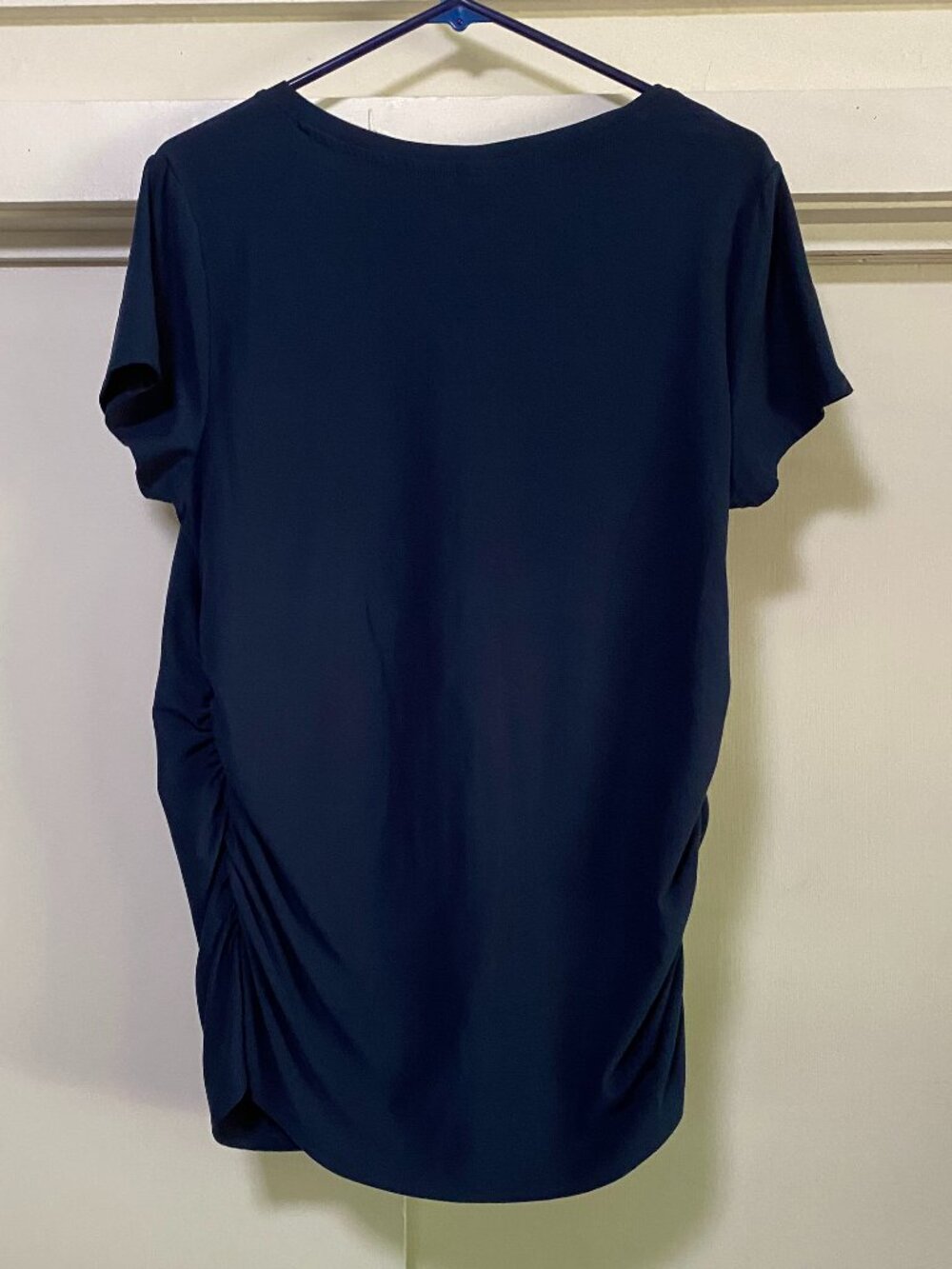 Time and Tru, Maternity, navy, short sleeve tunic w/ruched sides, size L - Picture 7 of 9